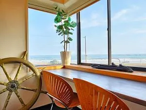 Kamogawa Seaside Villa - Higashi-emi