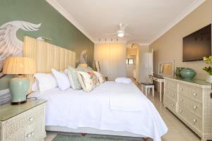 Stunning Sea Views - Beachfront Ballito sleeps 6