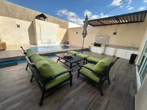 Casa con alberca propia en fraccionamiento coronado - Chimetlán