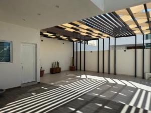 Casa con alberca propia en fraccionamiento coronado