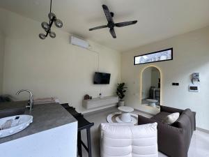 Stylish Villa 5 mins to Finns beach club