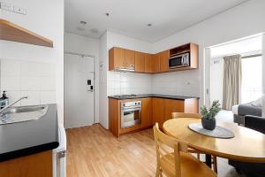 Retreat Horizons - Spacious Perth CBD 1BR