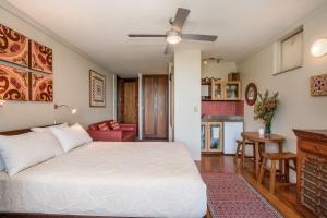 Wategos Retreats Studio - steps from the ocean