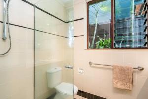 Wategos Retreats Studio - steps from the ocean