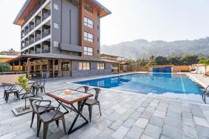 Triple Crown Resort