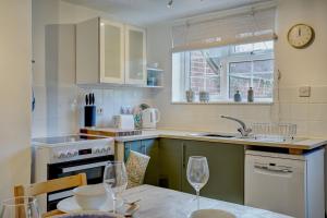 Rose Cottage by Winterton Cottages