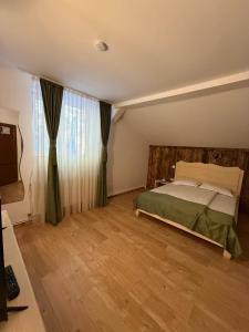 Barlogul din Vidraru