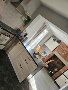 The Sweetbriar Cottage 3 bedroom house in Leeds