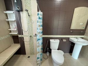 Pa Klok Thalang Home, 3-bed 2-bath for 5