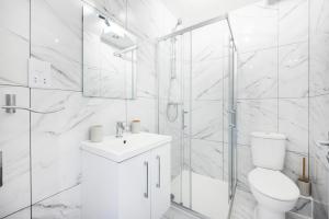 Spacious Islington Apartment