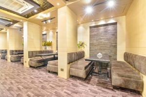 FabHotel Pearl Square