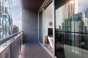 Modern Nomads The Grand View Melbourne City Centre