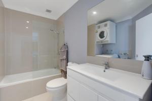 2B Broadwater Views in Labrador