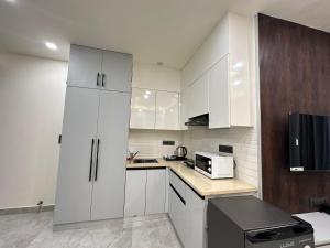 Street Studio by Lime Tree Hotel Sector 51 Gurgaon