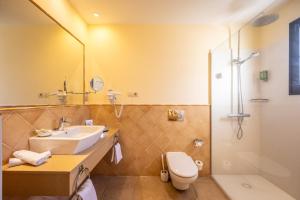 Twin Room room in Luz Del Mar