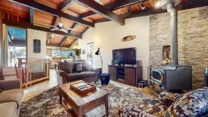 Mammoth Estates #140 condo