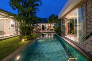 Villa Cempaka Ungu - Tranquil & Chic Pool 4-Bedroom Villa In The Heart Of Seminyak