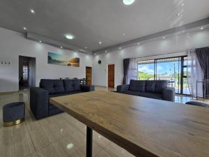 SERENITY on De La Rey