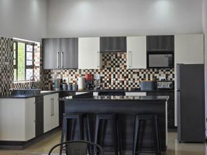 SERENITY on De La Rey