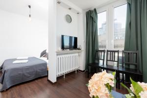 Apartments Warsaw Grzybowska by Noclegi Renters