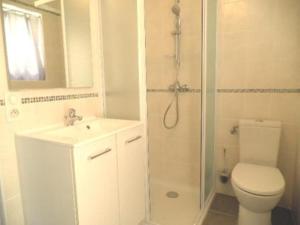 Coquet pavillon dans résidence en bord de lagune - AY090-025