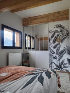 Chalets Chalet de montagne, Piscine avec vue et bain nordique : photos des chambres