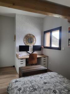 Chalets Chalet de montagne, Piscine avec vue et bain nordique : photos des chambres