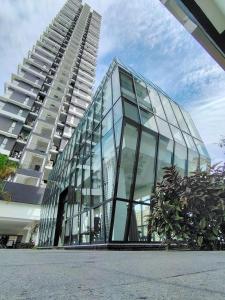 Skycity & Sea View Penang 3BR 10Pax