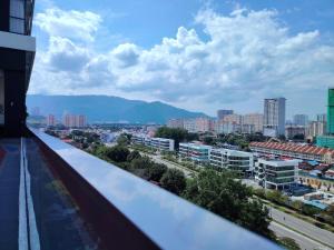 Skycity & Sea View Penang 3BR 10Pax