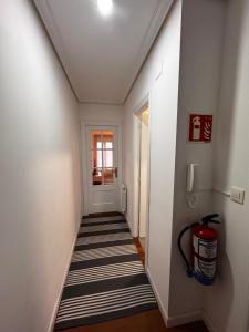 C12A01 Coqueto apartamento con piscina y garaje by R2R Consulting