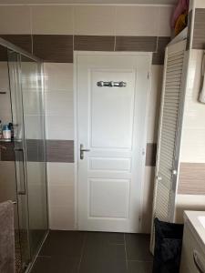 Villas Villa tout confort sur Teuillac : photos des chambres