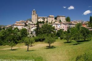 Maisons de vacances Maison de village : photos des chambres