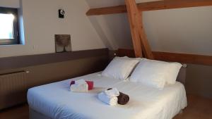 Maisons de vacances Les maisons d-en bas, piscine et jaccuzi : photos des chambres