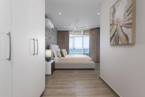 704 Oyster Quays - by Stay in Umhlanga