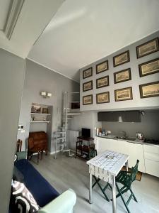 Central Charming house at Naples