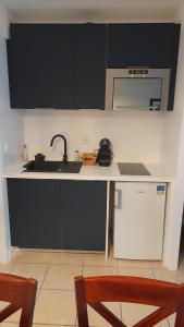 appartement dans résidence du golf proche du lac