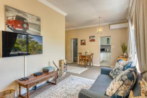 Whale Watchers Gordons Bay