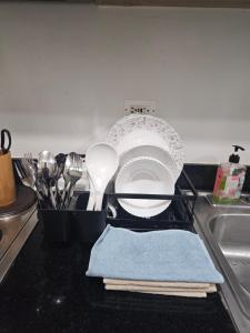 Cozy 1 Bedroom Pool-view unit with Balcony