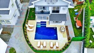 Fethiye 4 Bedroom Villa - 5847