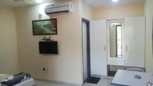 Giriraj Garden Resort - Vāshi