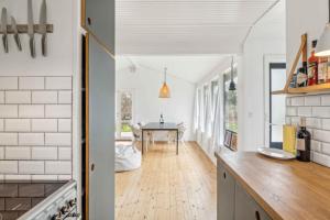 Charming Cottage In Raageleje