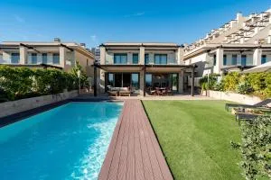 Mediterranean Beach - 阿勒纳勒斯德尔索尔