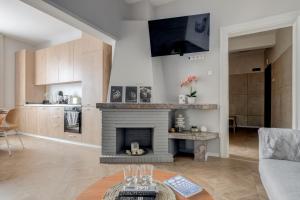 Sofias Elegant Urban Retreat