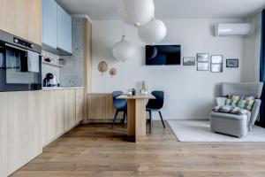 New Studio - 300m Subway - 10 Mins City Centre