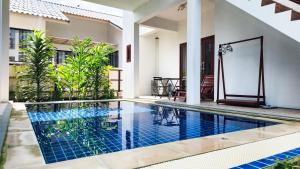 Baan Bhuwann Holiday Apartment
