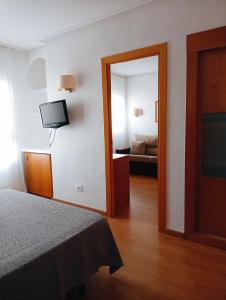 Deluxe Double Room with Sitting Room room in Torrejoven