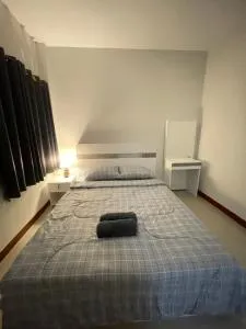 Gips home - Ban Rong