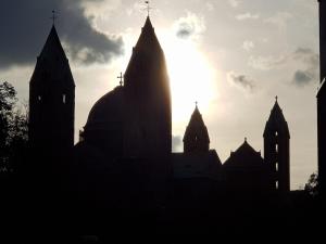 Wohnen am Rhein, zentrumsnah, Mietvertrag obligatorisch