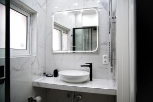 Seaside Golden Horizon VIPGreece