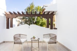 Home2Book Stylish Apt with Terrace in Santa Cruz